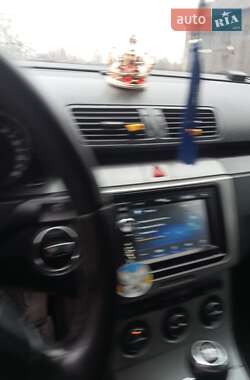 Универсал Volkswagen Passat 2005 в 