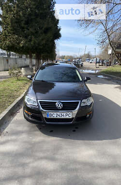 Универсал Volkswagen Passat 2010 в 
