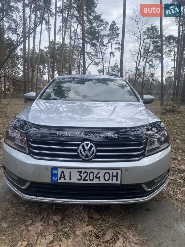 Универсал Volkswagen Passat 2012 в Киеве фото 6 Универсал Volkswagen Passat 2012 в Киеве