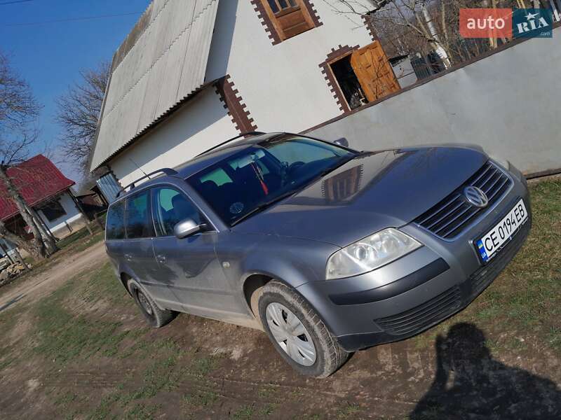 Универсал Volkswagen Passat 2003 в Хотине
