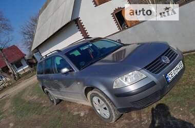 Универсал Volkswagen Passat 2003 в Хотине