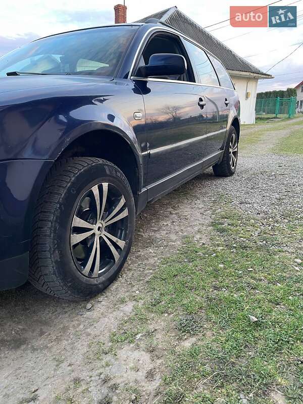 Универсал Volkswagen Passat 2001 в Болехове