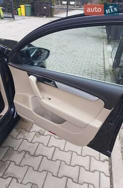 Универсал Volkswagen Passat 2013 в 