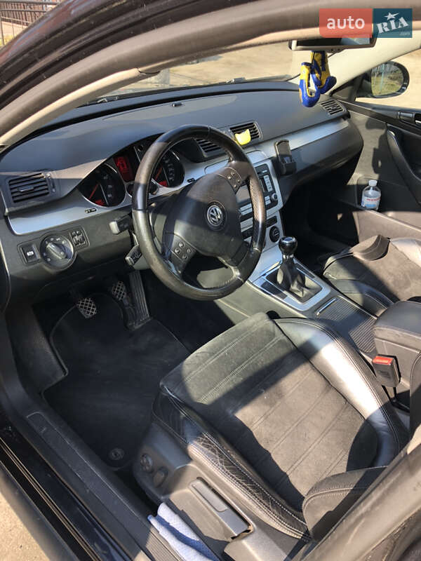 Универсал Volkswagen Passat 2006 в Баре