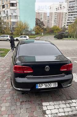 Седан Volkswagen Passat 2011 в Києві