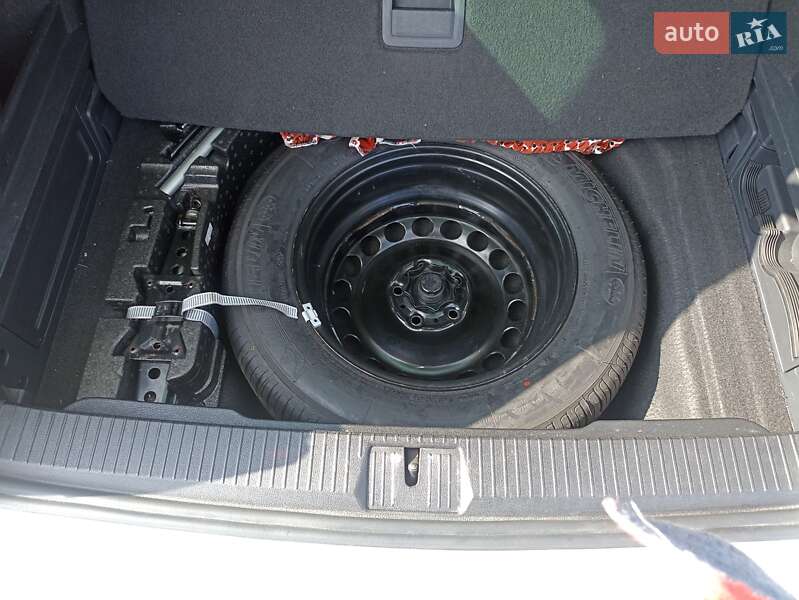 Универсал Volkswagen Passat 2016 в Шаргороде