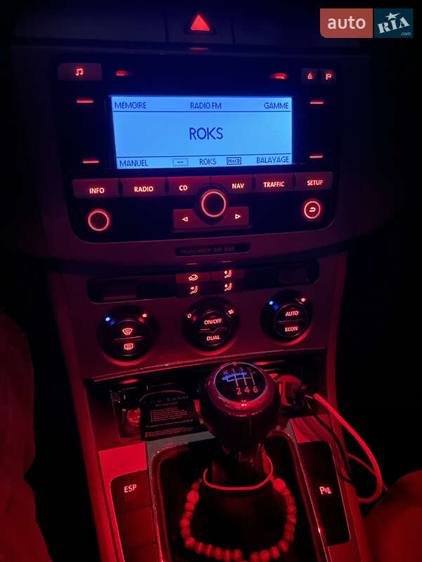 Універсал Volkswagen Passat 2006 в Рівному