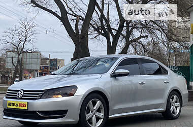 Седан Volkswagen Passat 2012 в Николаеве