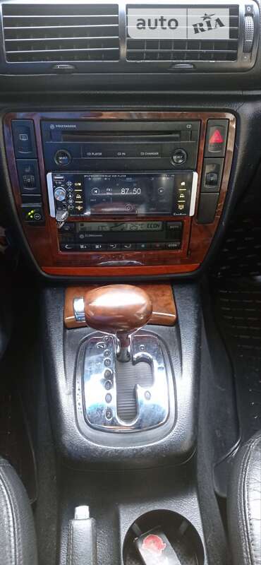 Седан Volkswagen Passat 2001 в Городенке