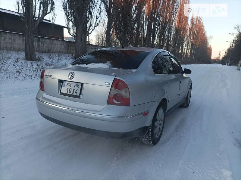 Седан Volkswagen Passat 2001 в Городенке