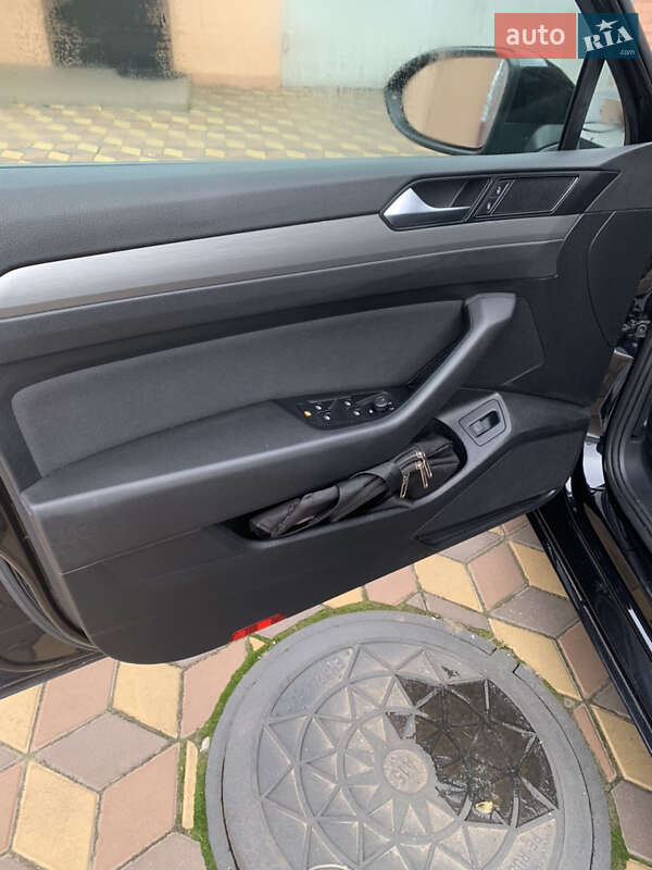 Універсал Volkswagen Passat 2016 в Корсунь-Шевченківському