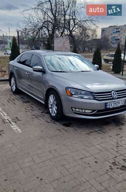 Седан Volkswagen Passat 2013 в Лозовій