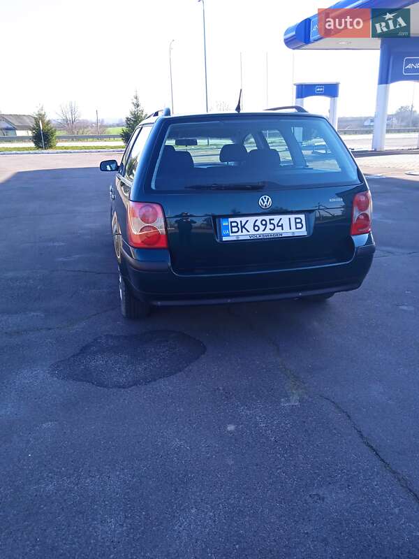 Універсал Volkswagen Passat 2001 в Дубні
