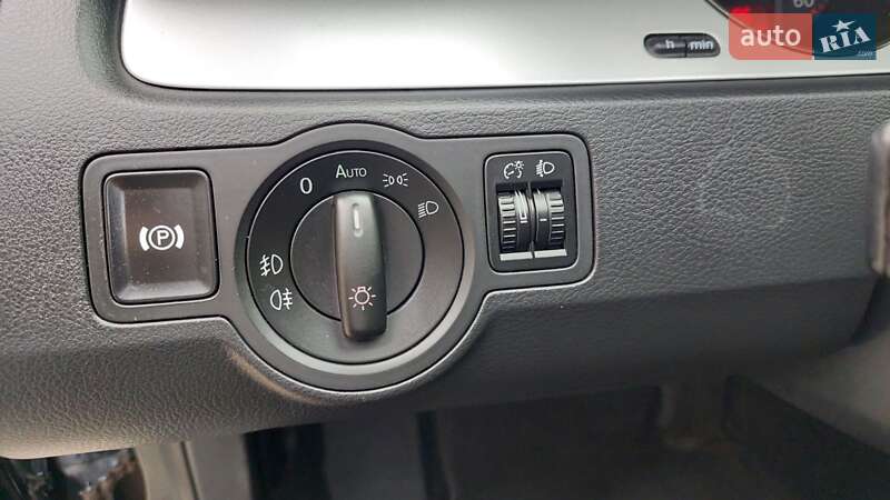 Универсал Volkswagen Passat 2009 в Одессе