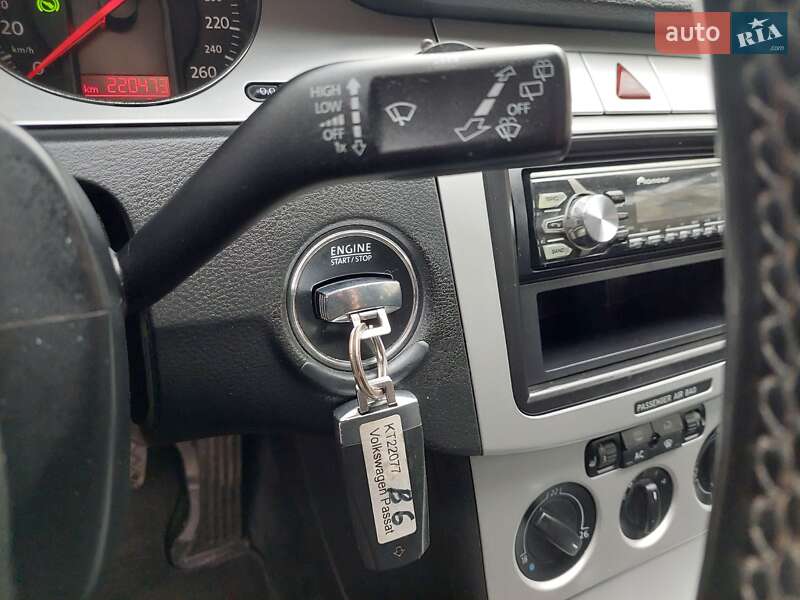 Универсал Volkswagen Passat 2009 в Одессе