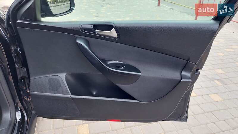 Универсал Volkswagen Passat 2009 в Одессе