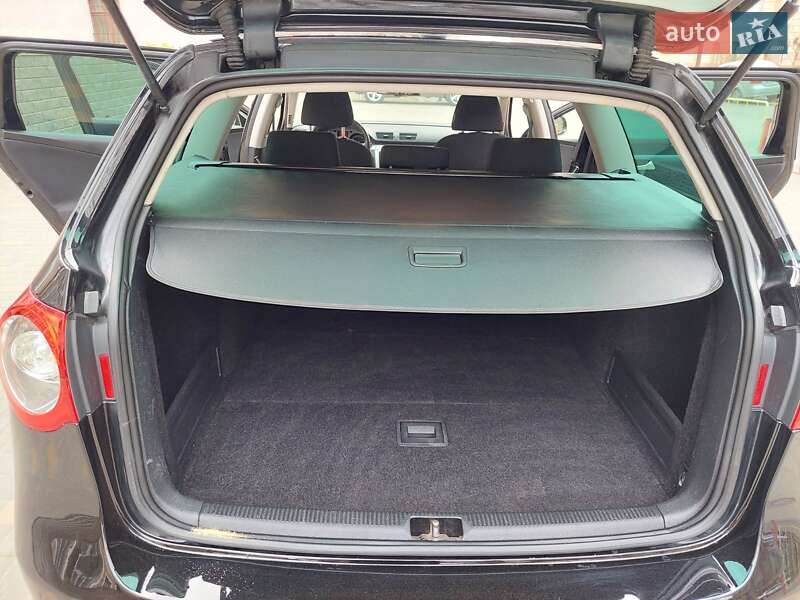 Универсал Volkswagen Passat 2009 в Одессе