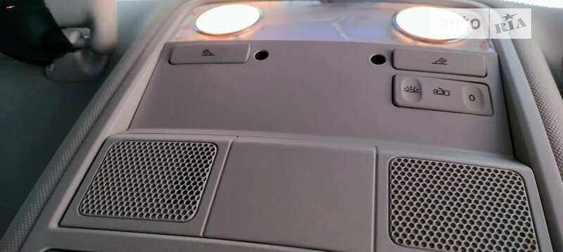 Седан Volkswagen Passat 2012 в Ужгороде