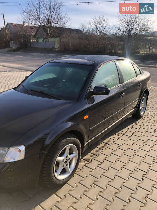 Седан Volkswagen Passat 1998 в Герце