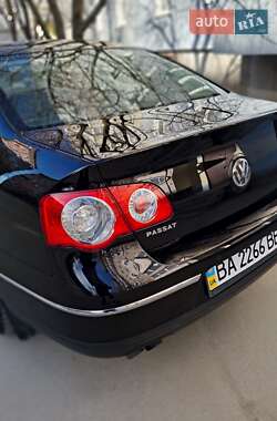 Седан Volkswagen Passat 2008 в 