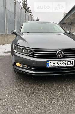 Універсал Volkswagen Passat 2015 в Чернівцях