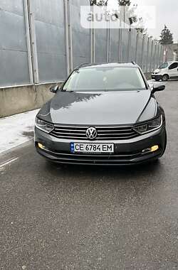 Універсал Volkswagen Passat 2015 в Чернівцях