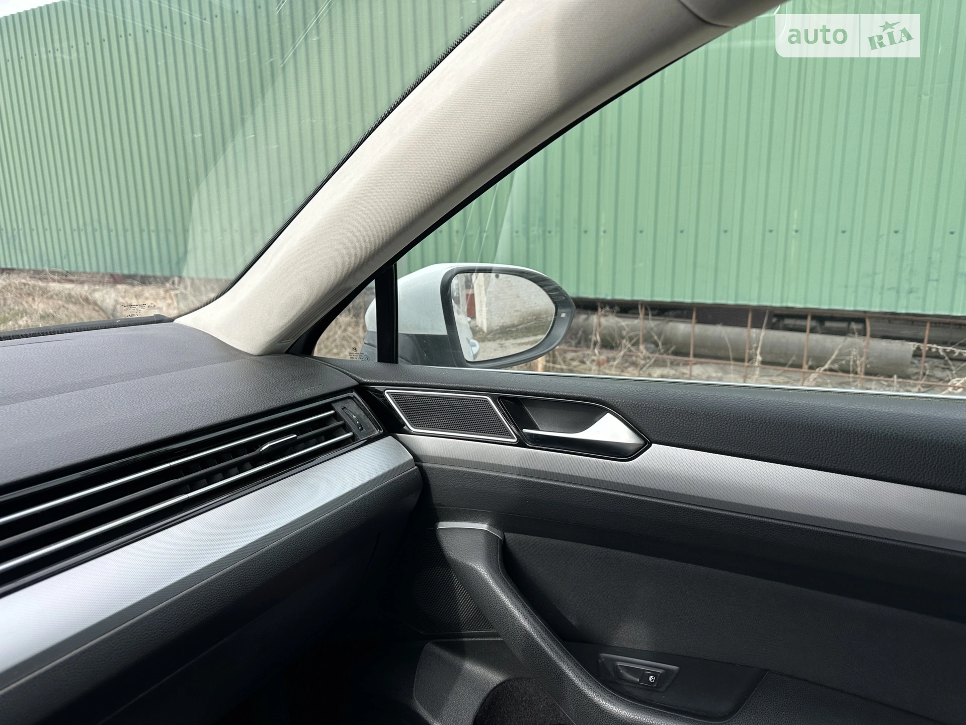 2016 Volkswagen Passat - мініатюра 22
