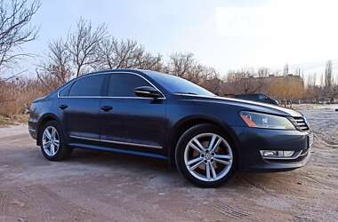 Седан Volkswagen Passat 2012 в Николаеве