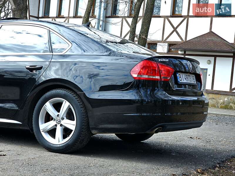 Седан Volkswagen Passat 2012 в Полтаве