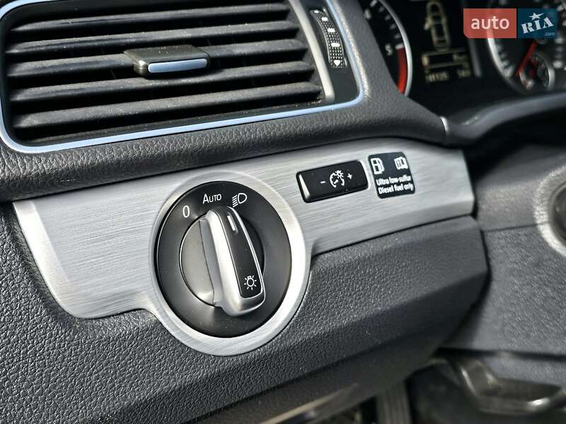 Седан Volkswagen Passat 2012 в Полтаве