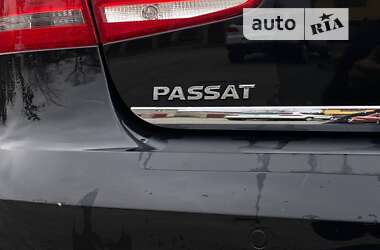 Седан Volkswagen Passat 2013 в Стрию