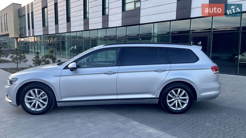 Универсал Volkswagen Passat 2015 в Хмельницком