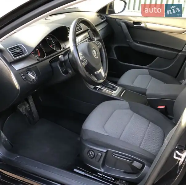 Volkswagen Passat 2013 VIN WVWZZZ3CZDE157679 фото оголошення 17 з 57