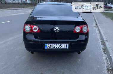 Седан Volkswagen Passat 2006 в Житомирі