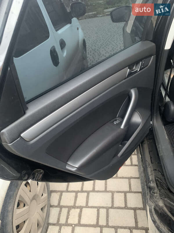 Седан Volkswagen Passat 2013 в Николаеве