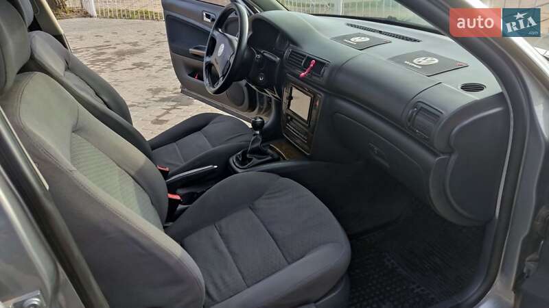 Универсал Volkswagen Passat 2004 в Кременчуге