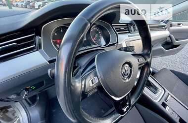 Універсал Volkswagen Passat 2015 в Сумах