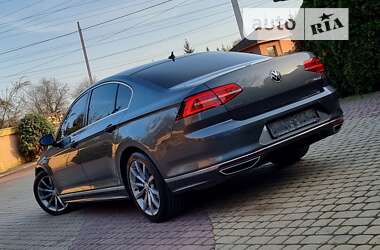 Седан Volkswagen Passat 2016 в Мукачево