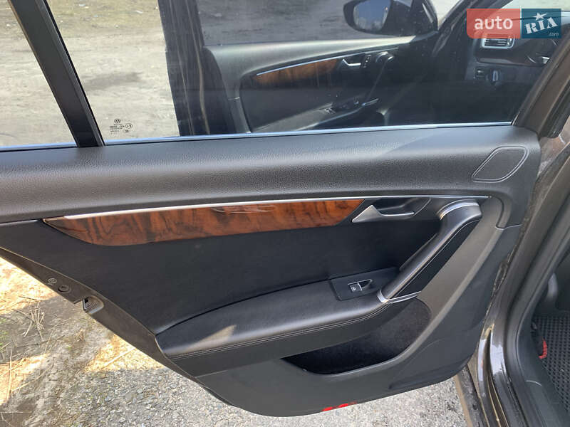 Седан Volkswagen Passat 2013 в Гайвороне