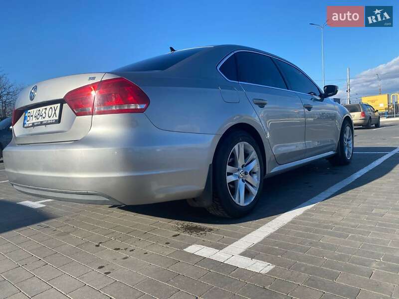 Седан Volkswagen Passat 2013 в Николаеве
