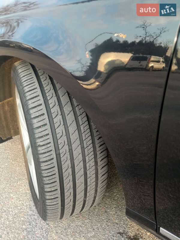 Универсал Volkswagen Passat 2014 в Киеве