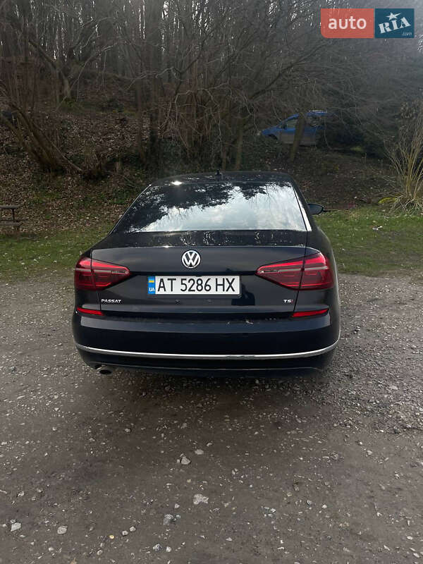 Седан Volkswagen Passat 2018 в Ивано-Франковске