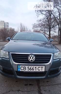 Седан Volkswagen Passat 2010 в Харькове