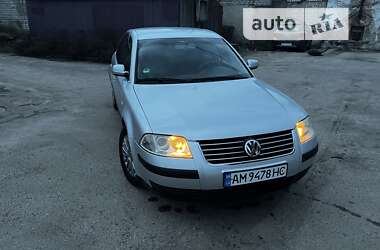 Седан Volkswagen Passat 2002 в Житомирі