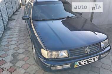 Универсал Volkswagen Passat 1995 в Вознесенске