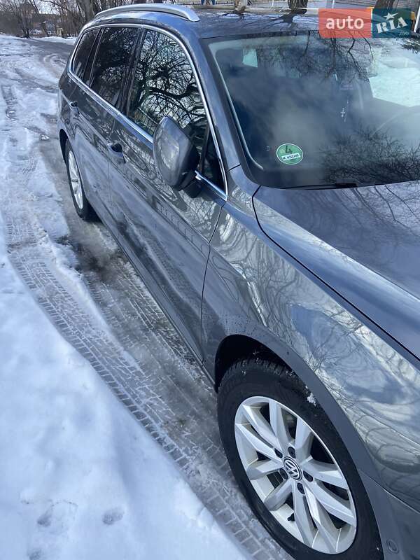 Универсал Volkswagen Passat 2015 в Виннице