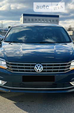 Седан Volkswagen Passat 2017 в Борисполі