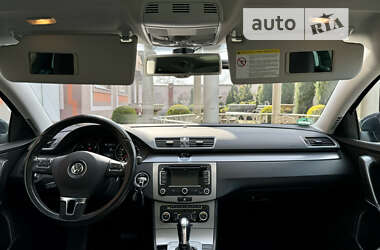 Универсал Volkswagen Passat 2012 в Стрые