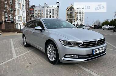 Универсал Volkswagen Passat 2018 в Киеве