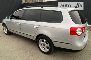 Універсал Volkswagen Passat 2008 в Коростені